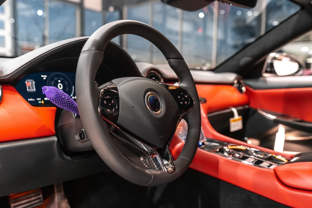 2025 Karma Revero - Image 9 of 21