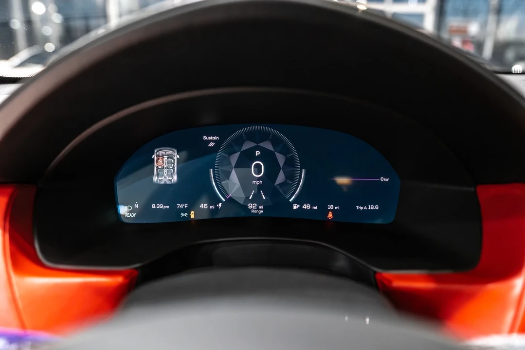 2025 Karma Revero - Image 11 of 21