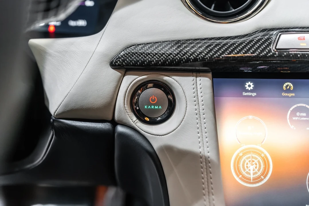 2025 Karma Revero - Image 12 of 21