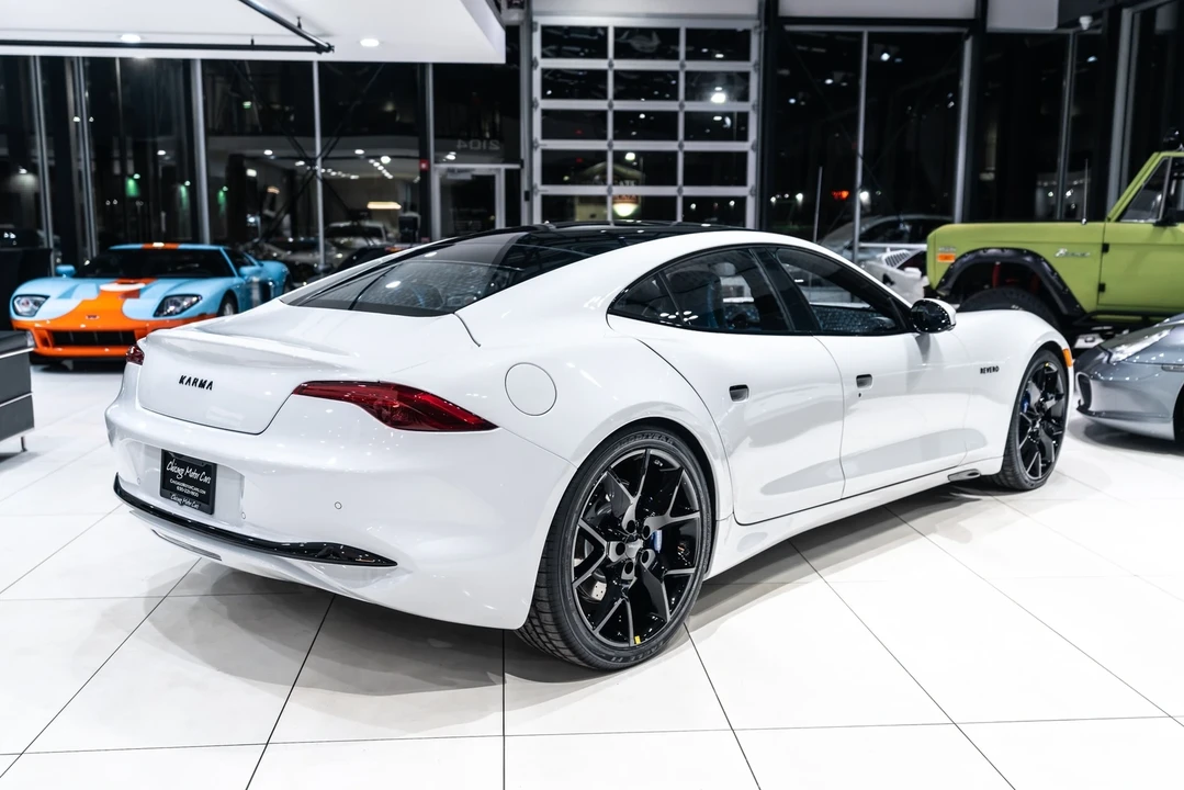2025 Karma Revero - Image 4 of 12