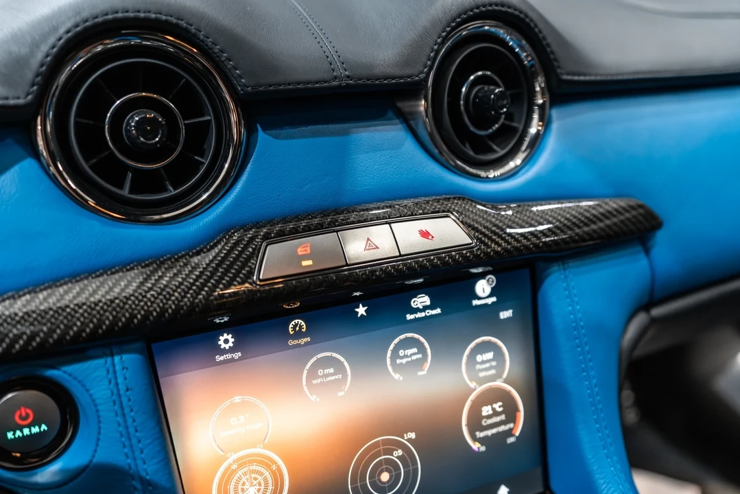 2025 Karma Revero - Image 15 of 21