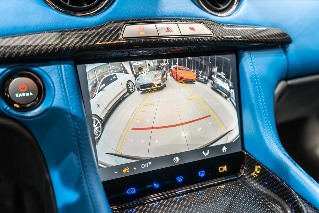 2025 Karma Revero - Image 17 of 21