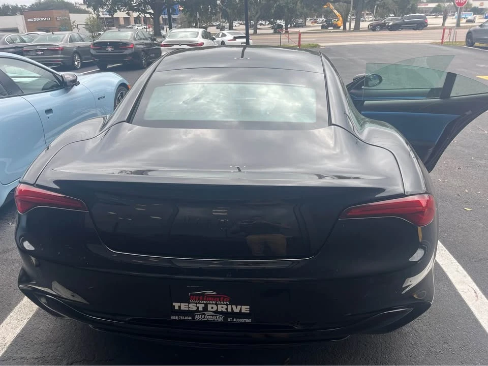 2025 Karma Revero - Image 4 of 6