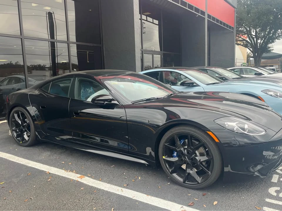 2025 Karma Revero - Image 5 of 6