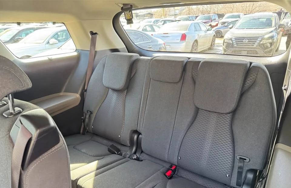 2025 Kia Carnival - Image 20 of 20