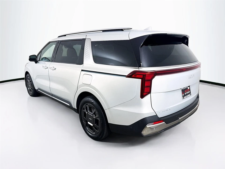 2025 Kia Carnival - Image 5 of 13