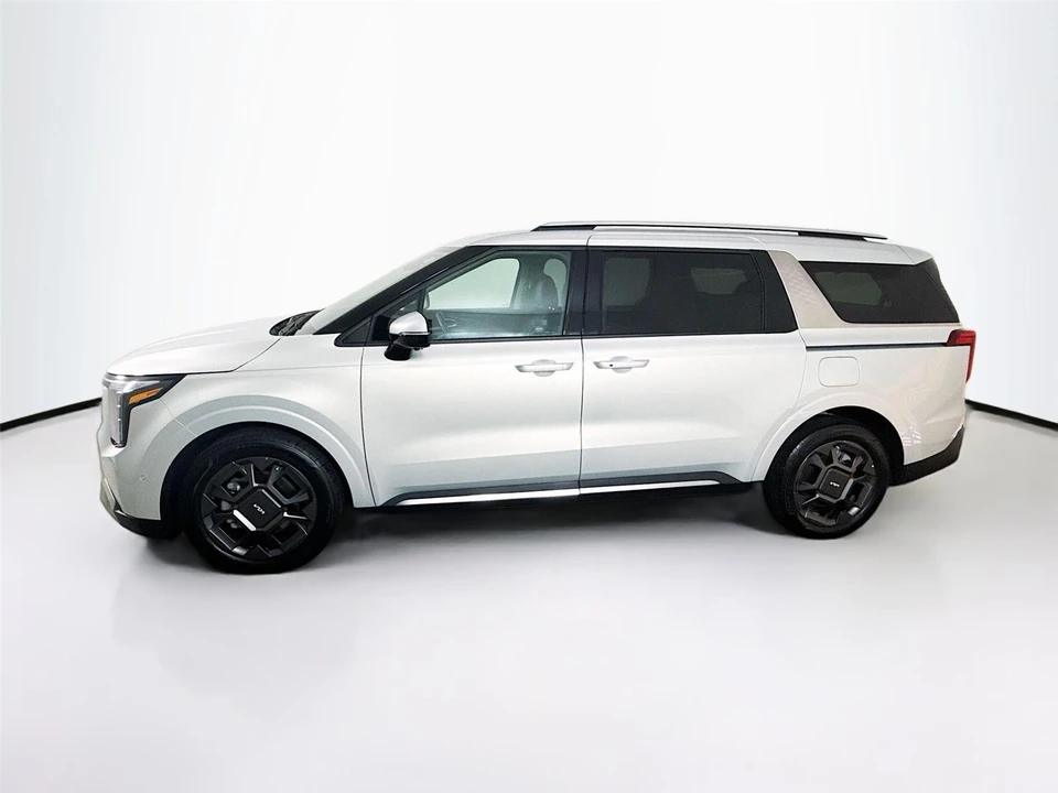 2025 Kia Carnival - Image 4 of 21