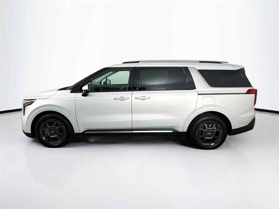 2025 Kia Carnival - Image 4 of 13