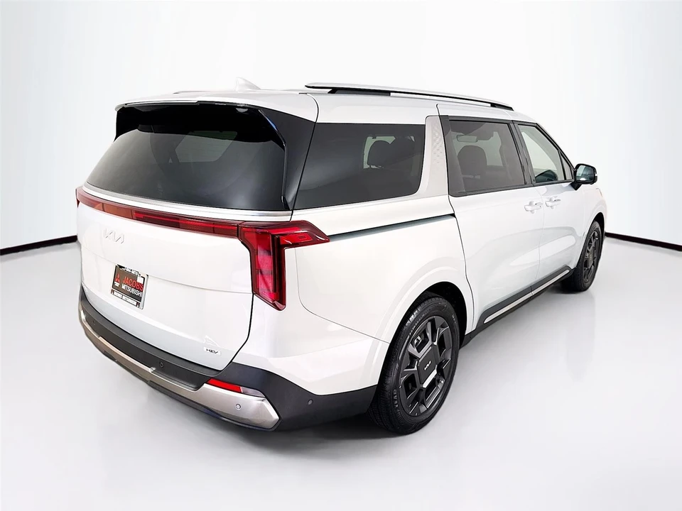 2025 Kia Carnival - Image 7 of 21