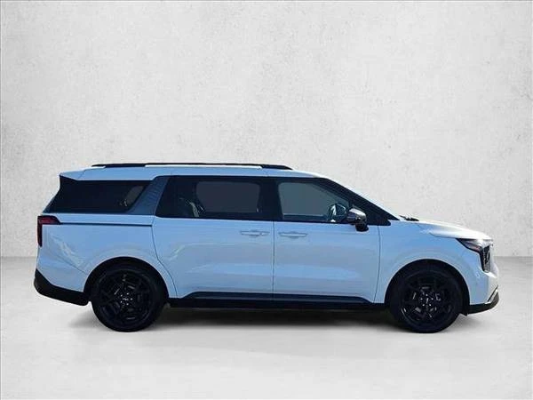 2025 Kia Carnival - Image 4 of 21