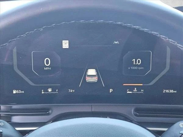 2025 Kia Carnival - Image 11 of 21
