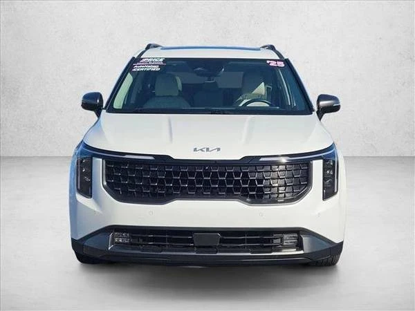 2025 Kia Carnival - Image 2 of 21