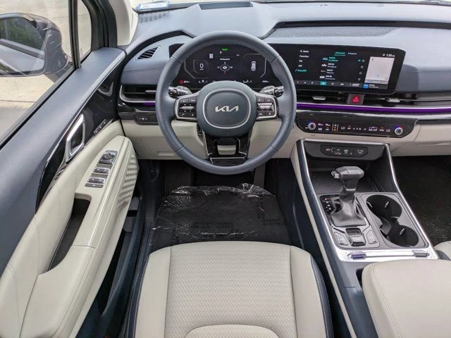 2025 Kia Carnival - Image 12 of 21
