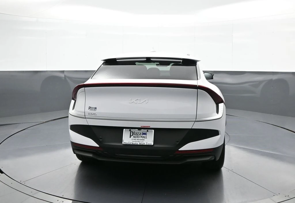 2025 Kia EV6 - Image 7 of 21
