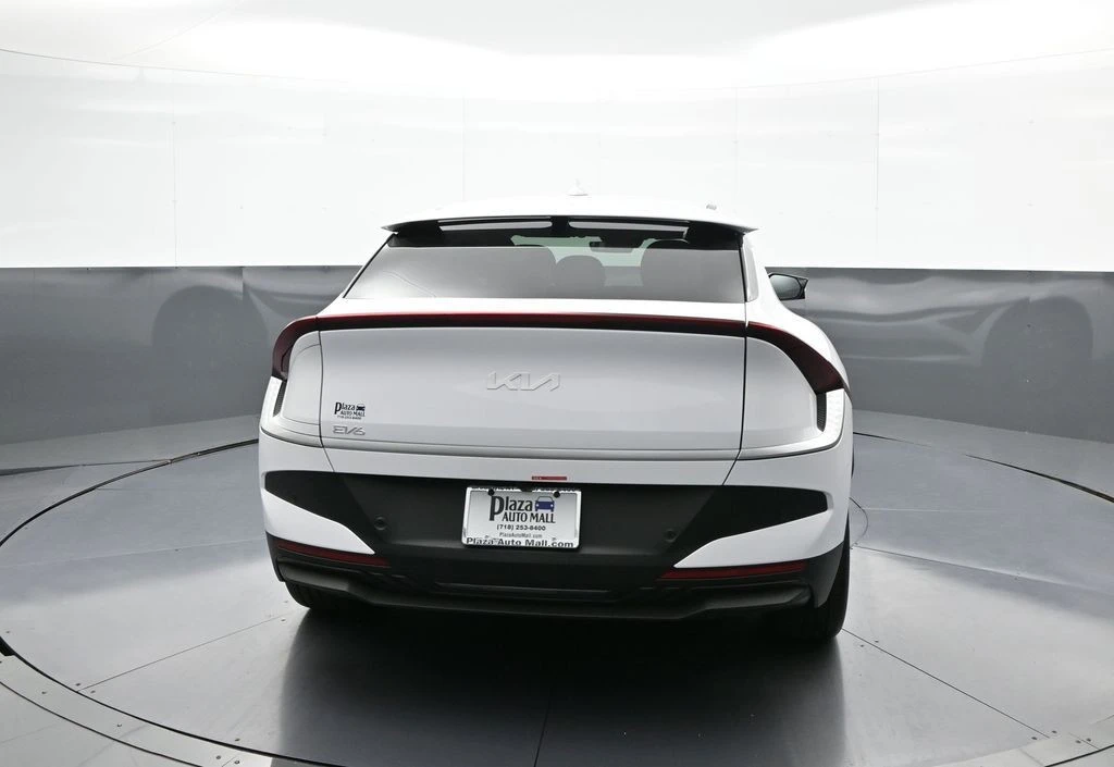 2025 Kia EV6 - Image 7 of 12