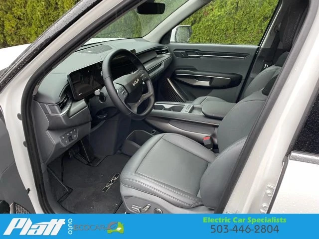 2025 Kia EV9 - Image 20 of 21