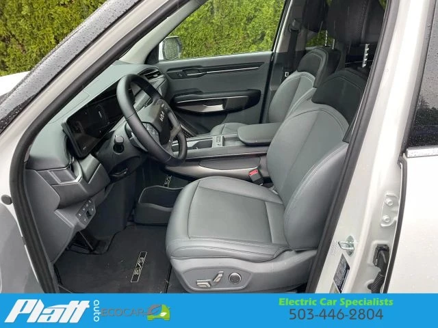 2025 Kia EV9 - Image 21 of 21