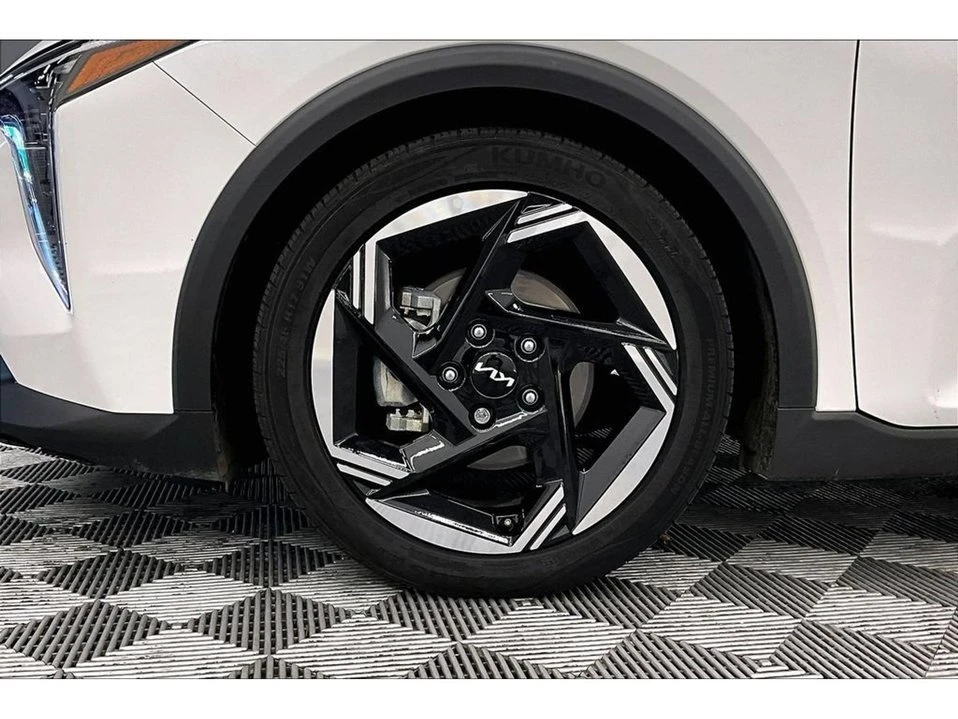 2025 Kia K4 - Image 8 of 20