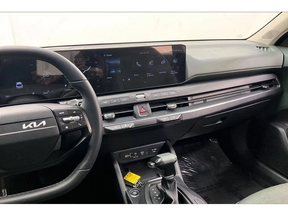 2025 Kia K4 - Image 15 of 20