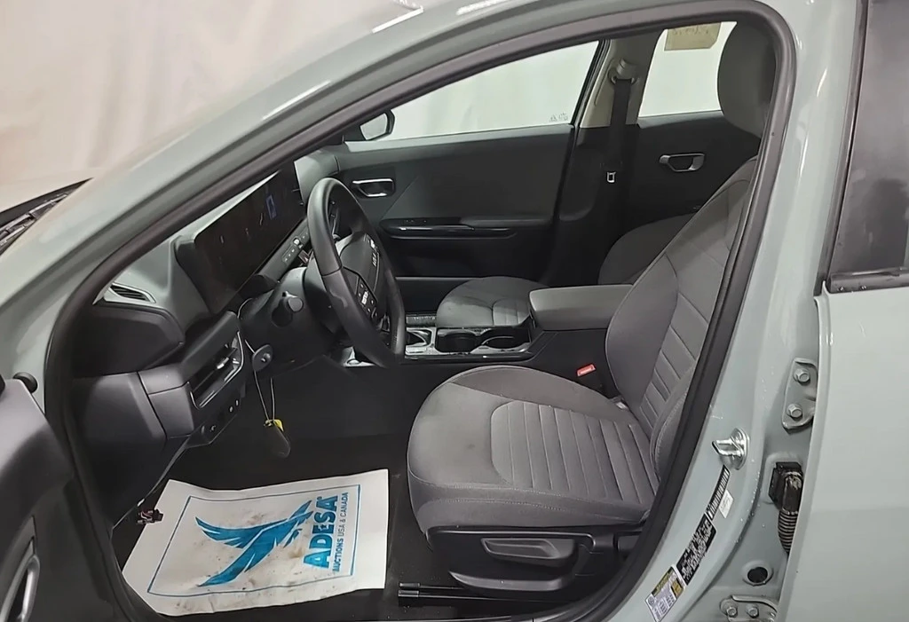 2025 Kia K4 - Image 4 of 10