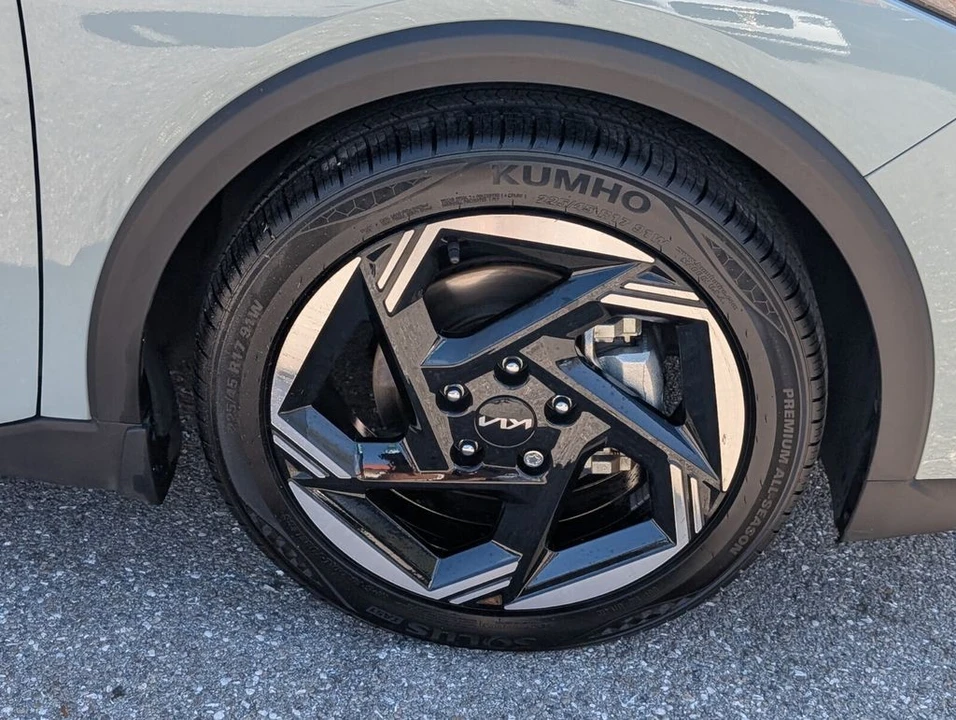 2025 Kia K4 - Image 20 of 21