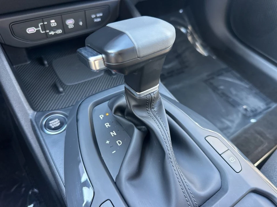 2025 Kia K4 - Image 15 of 21