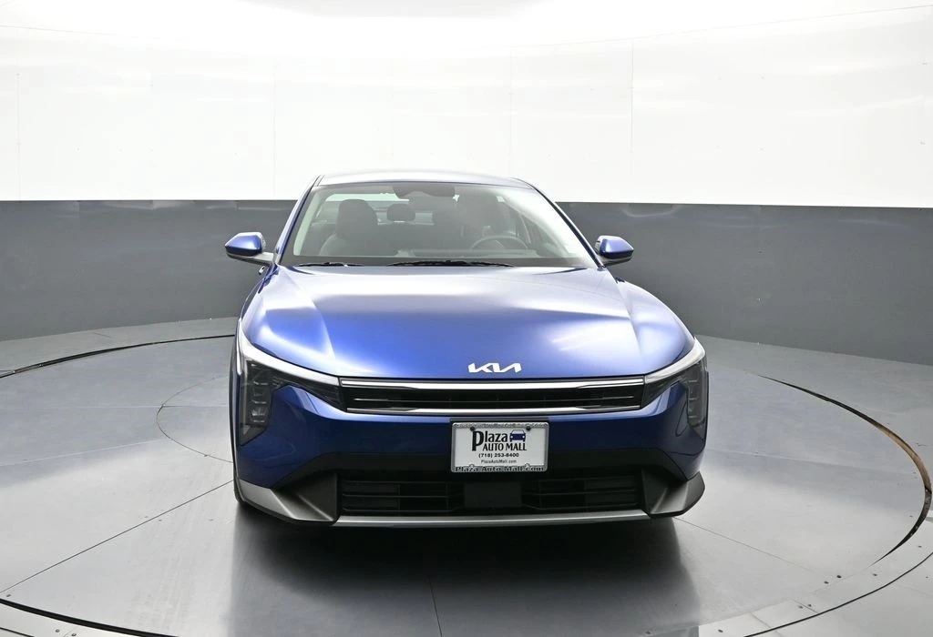 2025 Kia K4 - Image 2 of 12