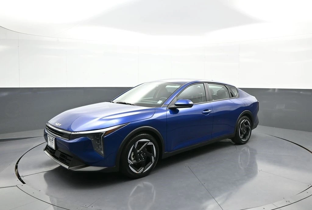 2025 Kia K4 - Image 10 of 12
