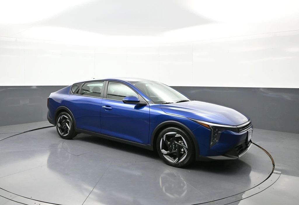 2025 Kia K4 - Image 4 of 12