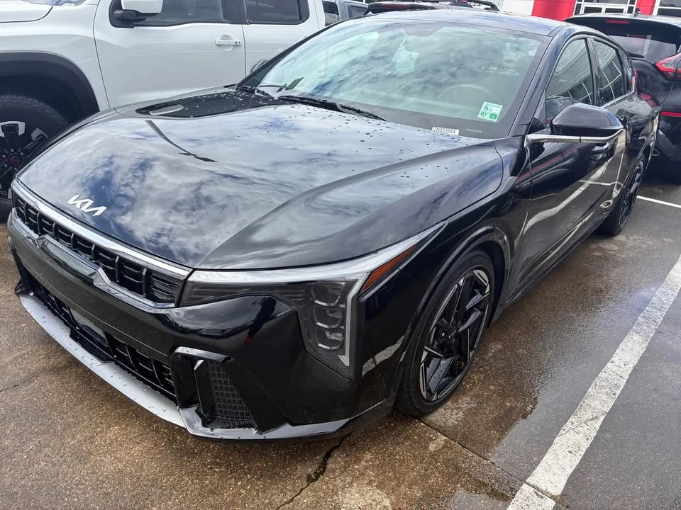 2025 Kia K4 - Image 3 of 3