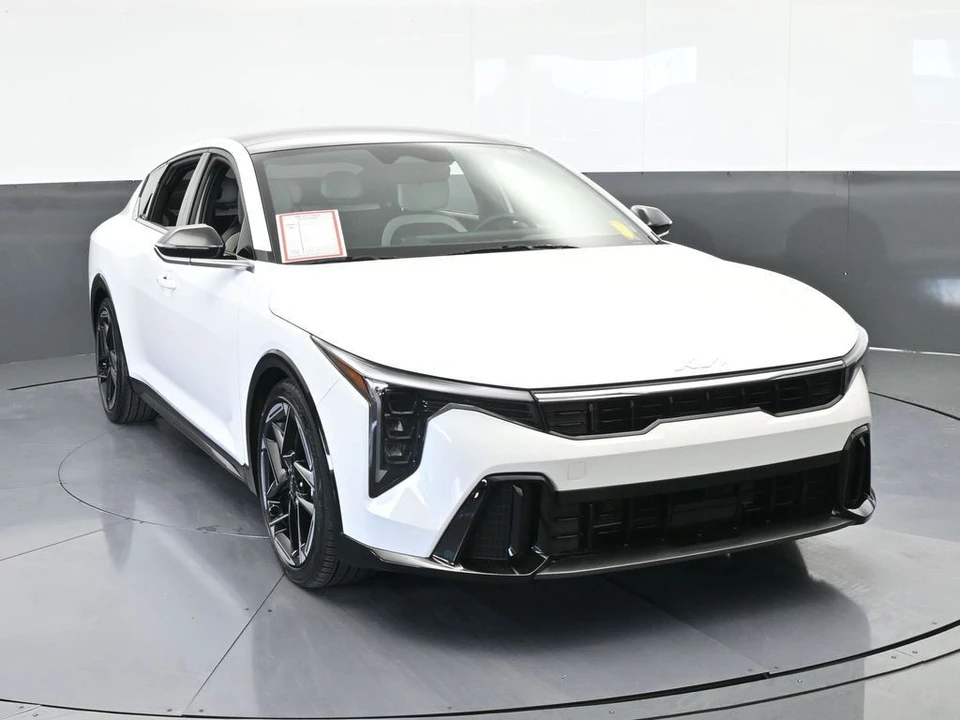 2025 Kia K4 - Image 9 of 12