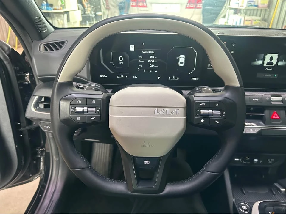 2025 Kia K4 - Image 7 of 16