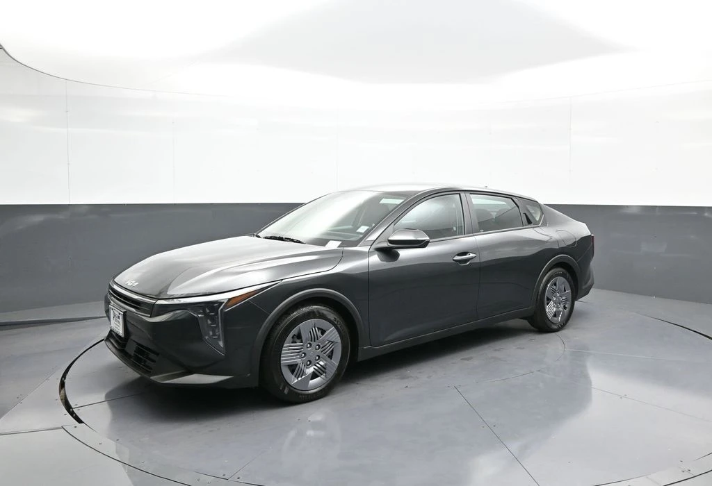2025 Kia K4 - Image 10 of 12