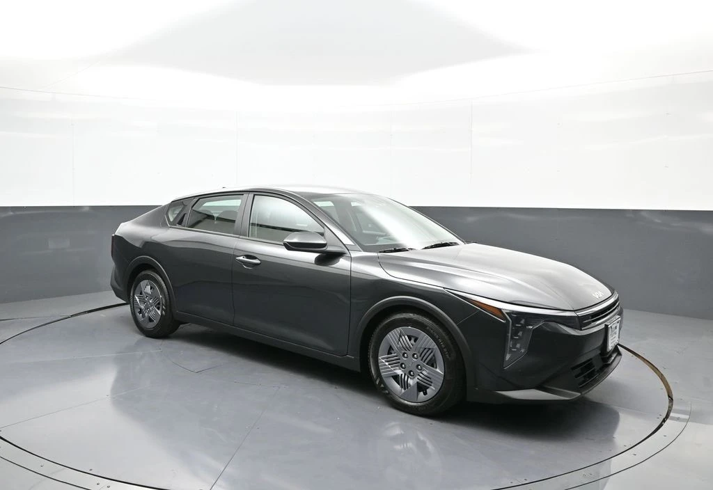 2025 Kia K4 - Image 4 of 12