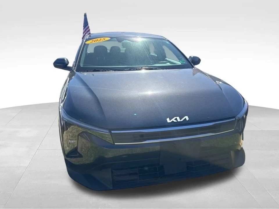 2025 Kia K4 - Image 7 of 12