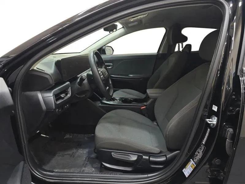 2025 Kia K4 - Image 9 of 12