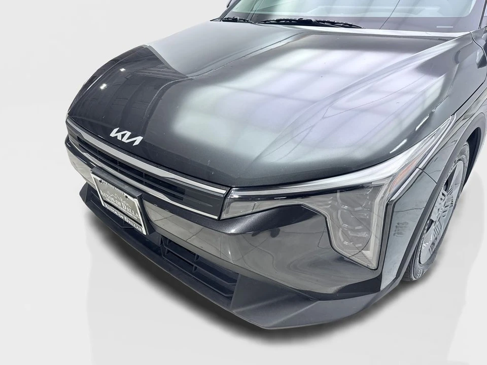 2025 Kia K4 - Image 16 of 21
