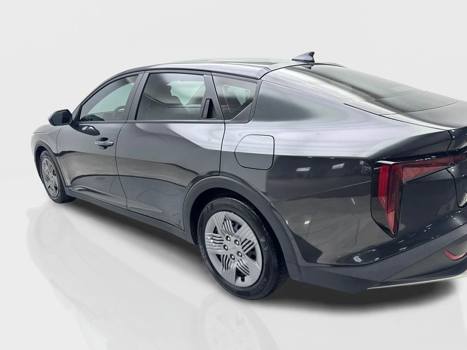 2025 Kia K4 - Image 14 of 21