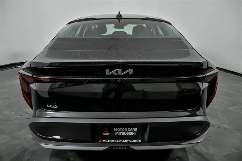 2025 Kia K4 - Image 9 of 21