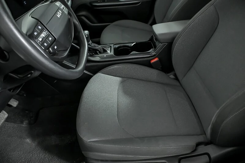 2025 Kia K4 - Image 17 of 21