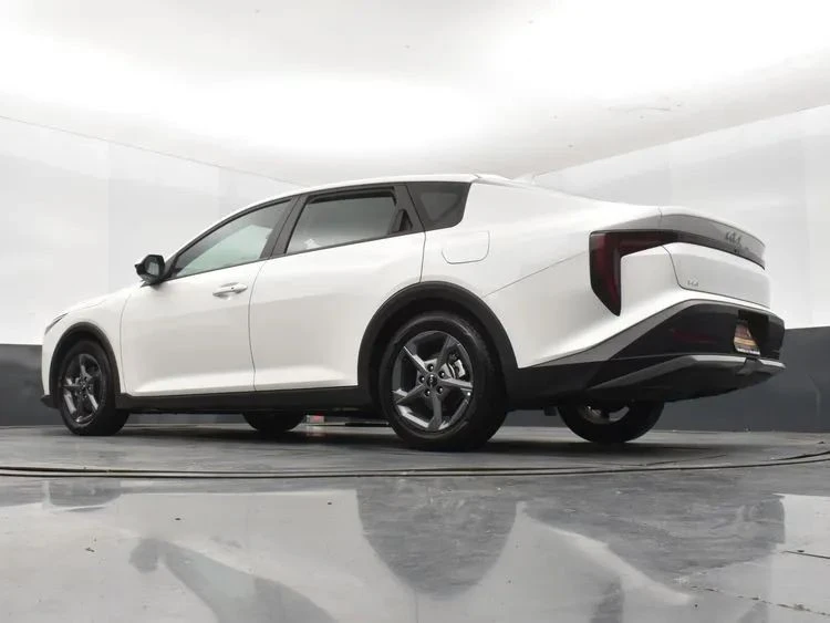 2025 Kia K4 - Image 12 of 12