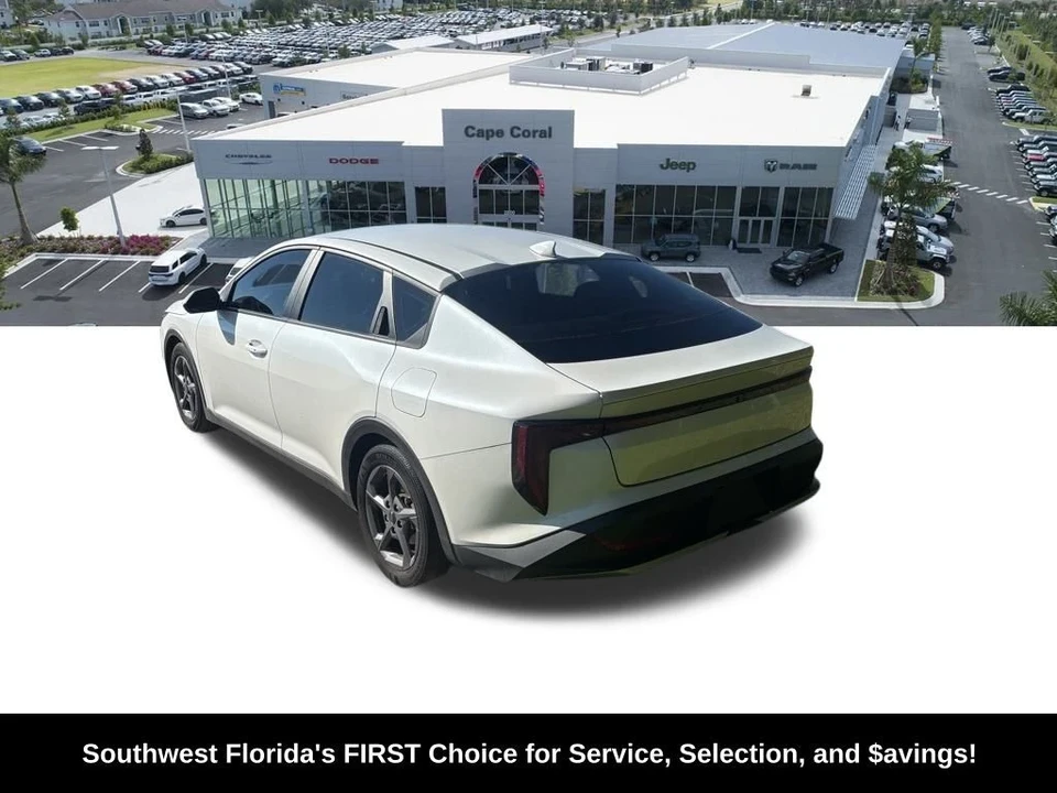2025 Kia K4 - Image 5 of 8