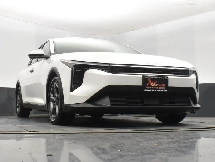 2025 Kia K4 - Image 12 of 12