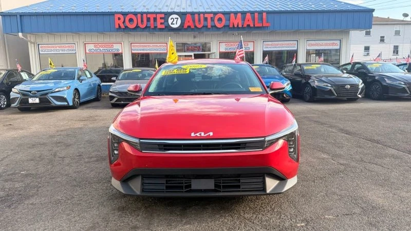 2025 Kia K4 - Image 3 of 12