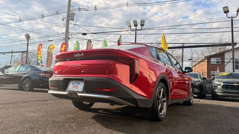 2025 Kia K4 - Image 9 of 12