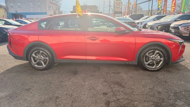 2025 Kia K4 - Image 11 of 12