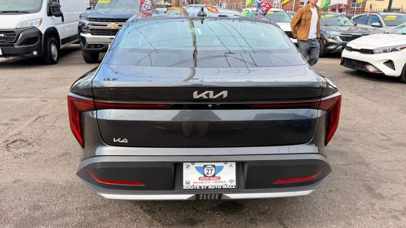 2025 Kia K4 - Image 6 of 12