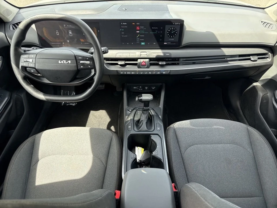 2025 Kia K4 - Image 11 of 21