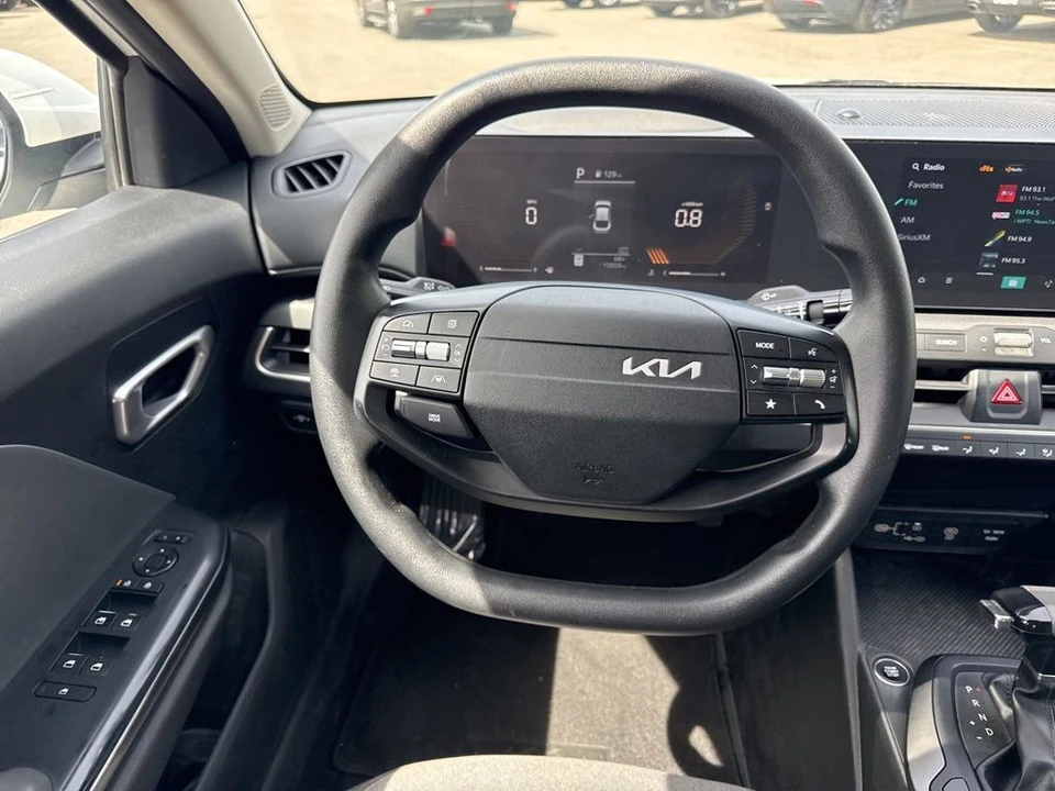 2025 Kia K4 - Image 12 of 21