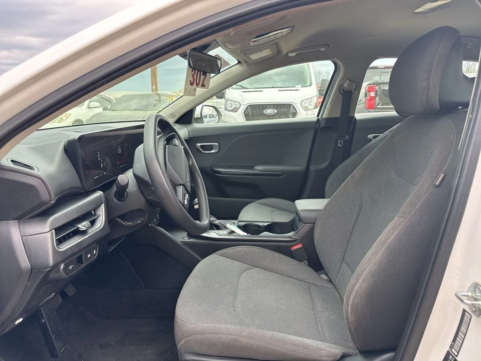 2025 Kia K4 - Image 5 of 7